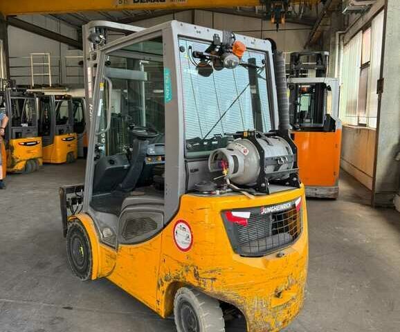 Другая Megane Scenic, объемом двигателя 6 л и пробегом 0 тыс. км за 14946 $, фото 4 на Automoto.ua