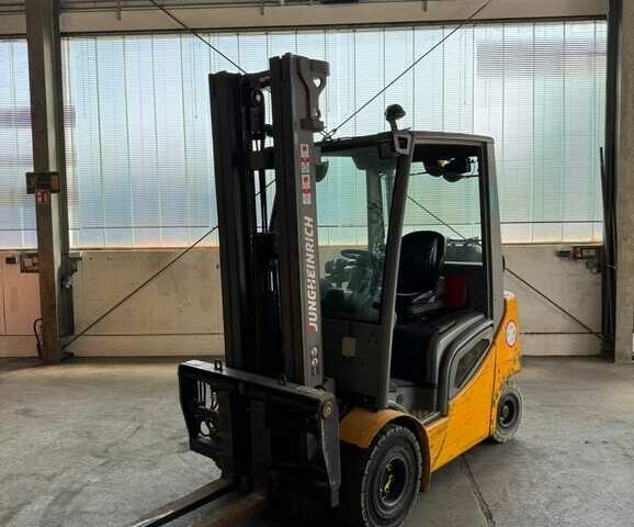 Другая Megane Scenic, объемом двигателя 6 л и пробегом 0 тыс. км за 14946 $, фото 5 на Automoto.ua