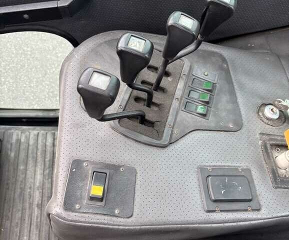 Другая Megane Scenic, объемом двигателя 6 л и пробегом 0 тыс. км за 9682 $, фото 8 на Automoto.ua