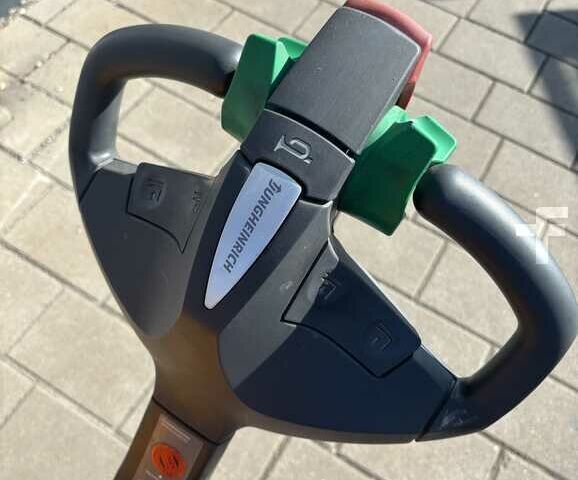 Другая Megane Scenic, объемом двигателя 6 л и пробегом 0 тыс. км за 2633 $, фото 6 на Automoto.ua