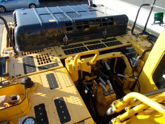 Другая Megane Scenic, объемом двигателя 6 л и пробегом 0 тыс. км за 124947 $, фото 8 на Automoto.ua