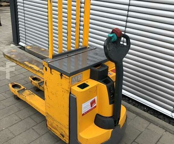 Інша Megane Scenic, об'ємом двигуна 6 л та пробігом 0 тис. км за 2611 $, фото 2 на Automoto.ua