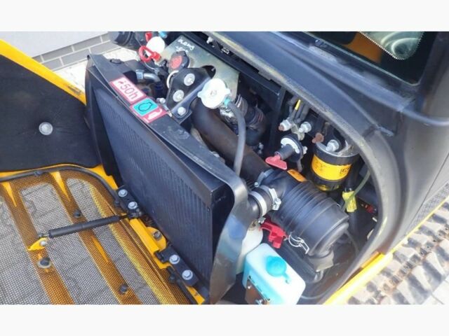 Другая Megane Scenic, объемом двигателя 6 л и пробегом 0 тыс. км за 29938 $, фото 9 на Automoto.ua