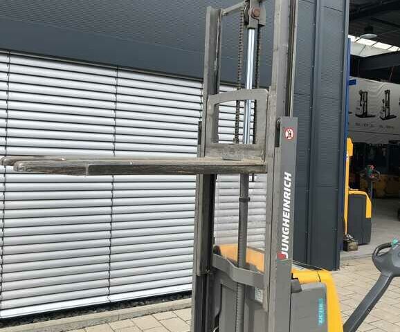 Другая Megane Scenic, объемом двигателя 6 л и пробегом 0 тыс. км за 2986 $, фото 7 на Automoto.ua