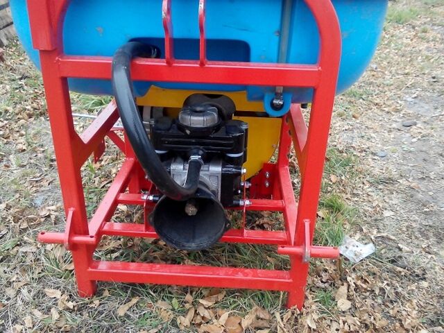 Другая Megane Scenic, объемом двигателя 2.3 л и пробегом 0 тыс. км за 1607 $, фото 9 на Automoto.ua