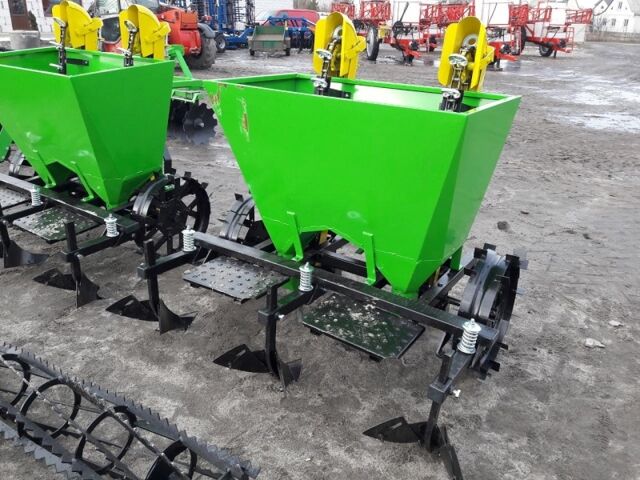 Другая Megane Scenic, объемом двигателя 2.3 л и пробегом 0 тыс. км за 544 $, фото 3 на Automoto.ua