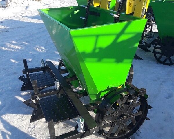 Другая Megane Scenic, объемом двигателя 2.3 л и пробегом 0 тыс. км за 544 $, фото 13 на Automoto.ua