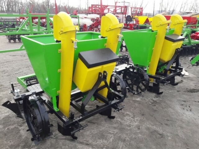 Другая Megane Scenic, объемом двигателя 2.3 л и пробегом 0 тыс. км за 544 $, фото 4 на Automoto.ua