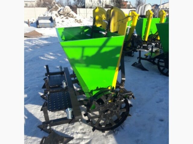 Другая Megane Scenic, объемом двигателя 2.3 л и пробегом 0 тыс. км за 544 $, фото 14 на Automoto.ua