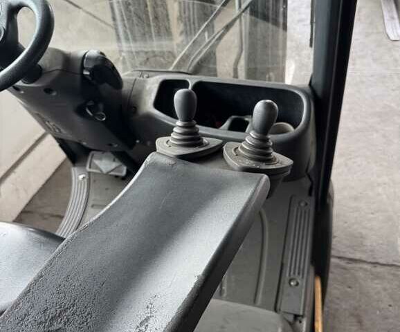 Другая Megane Scenic, объемом двигателя 2.3 л и пробегом 0 тыс. км за 13520 $, фото 3 на Automoto.ua