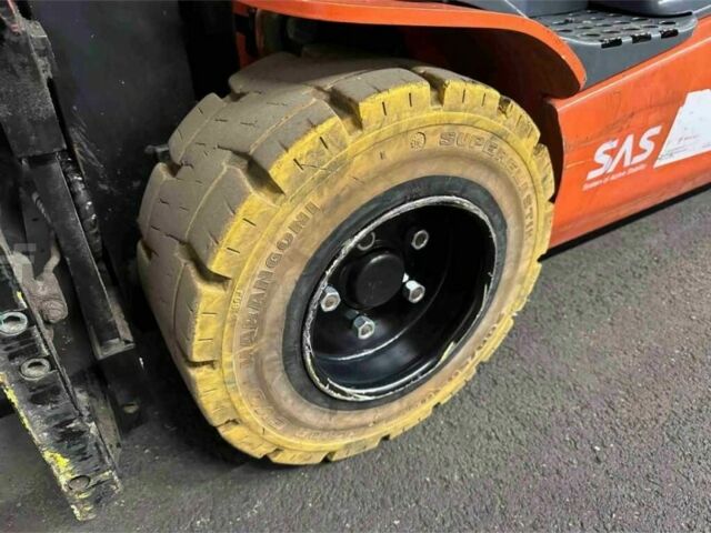 Другая Megane Scenic, объемом двигателя 0 л и пробегом 0 тыс. км за 19764 $, фото 6 на Automoto.ua