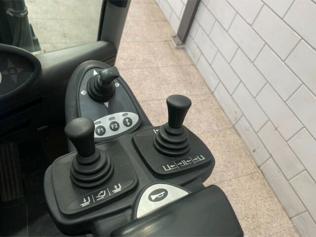 Інша Megane Scenic, об'ємом двигуна 0 л та пробігом 0 тис. км за 26079 $, фото 6 на Automoto.ua