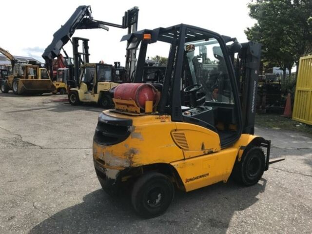 Другая Megane Scenic, объемом двигателя 14.86 л и пробегом 0 тыс. км за 10828 $, фото 1 на Automoto.ua