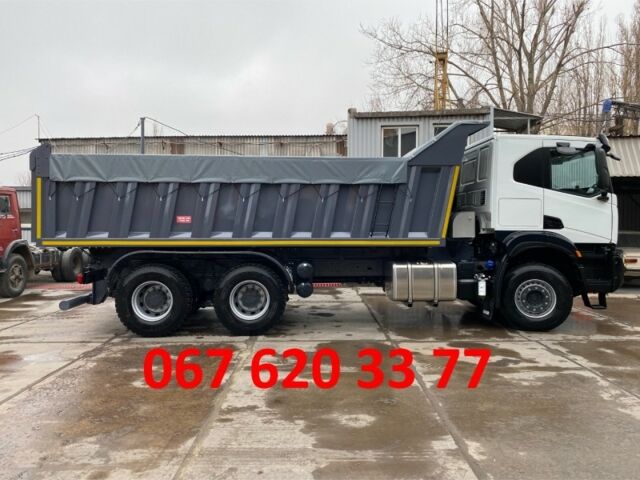 Другая Megane Scenic, объемом двигателя 14.86 л и пробегом 0 тыс. км за 10195 $, фото 3 на Automoto.ua