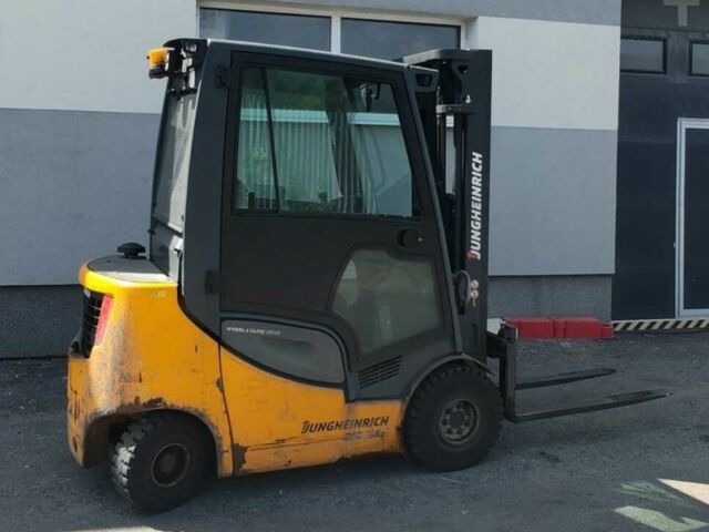 Другая Megane Scenic, объемом двигателя 14.86 л и пробегом 0 тыс. км за 11475 $, фото 3 на Automoto.ua