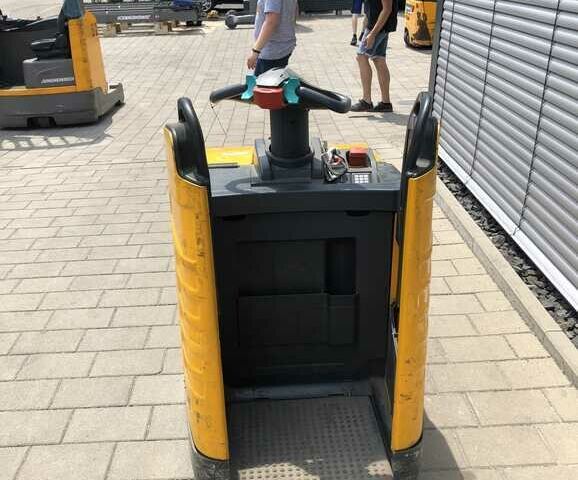 Другая Megane Scenic, объемом двигателя 14.86 л и пробегом 0 тыс. км за 3856 $, фото 1 на Automoto.ua