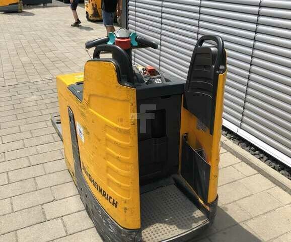 Другая Megane Scenic, объемом двигателя 14.86 л и пробегом 0 тыс. км за 3856 $, фото 5 на Automoto.ua