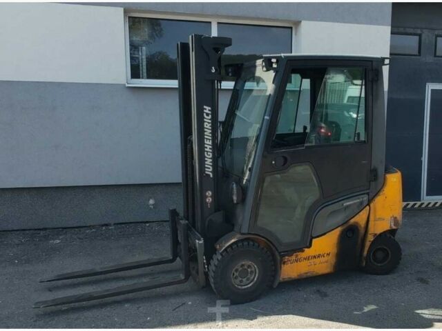 Другая Megane Scenic, объемом двигателя 14.86 л и пробегом 0 тыс. км за 11475 $, фото 8 на Automoto.ua