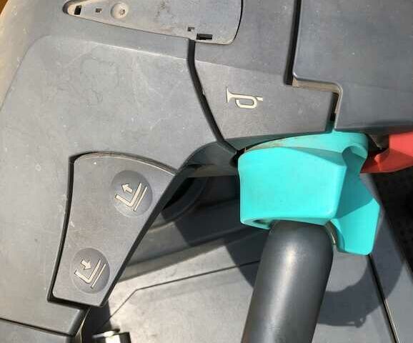 Другая Megane Scenic, объемом двигателя 14.86 л и пробегом 0 тыс. км за 3856 $, фото 6 на Automoto.ua