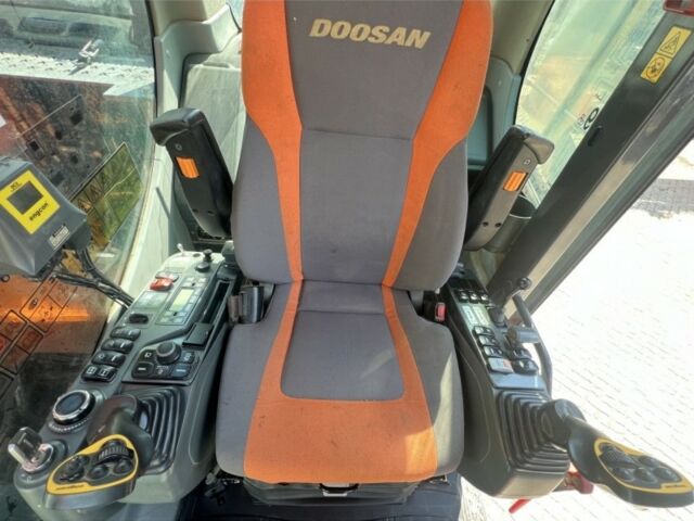 Другая Megane Scenic, объемом двигателя 14.86 л и пробегом 0 тыс. км за 110328 $, фото 10 на Automoto.ua