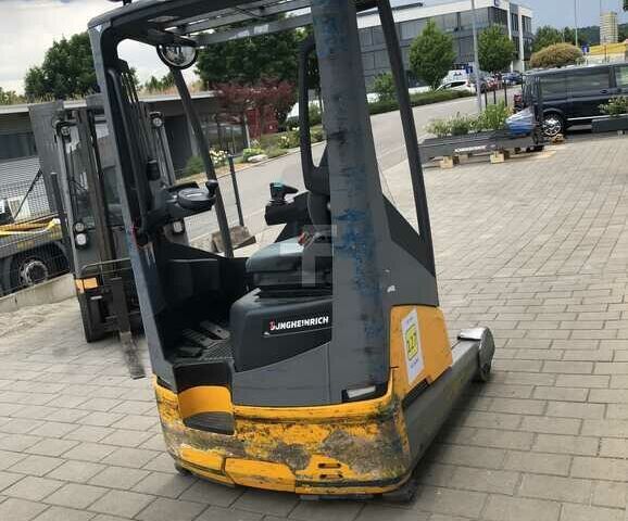 Другая Megane Scenic, объемом двигателя 14.86 л и пробегом 0 тыс. км за 10642 $, фото 2 на Automoto.ua