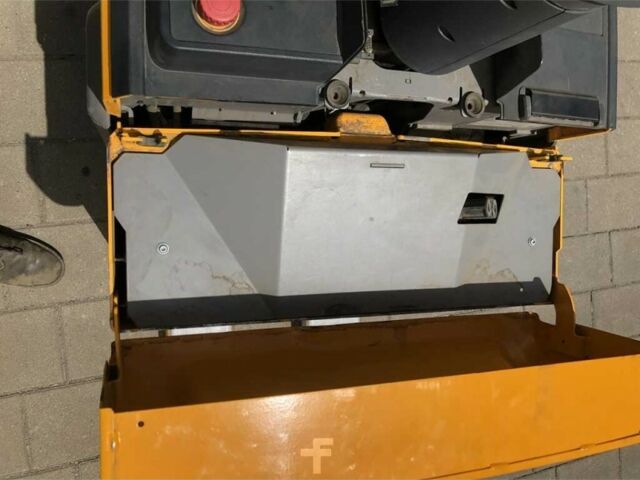 Другая Megane Scenic, объемом двигателя 14.86 л и пробегом 0 тыс. км за 3856 $, фото 7 на Automoto.ua