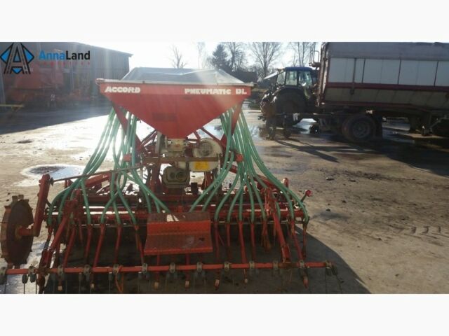 Інша Megane Scenic, об'ємом двигуна 0 л та пробігом 0 тис. км за 5615 $, фото 3 на Automoto.ua