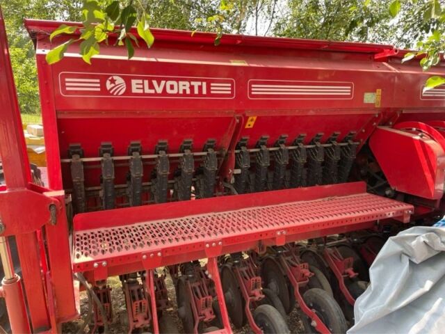 Другая Megane Scenic, объемом двигателя 0 л и пробегом 0 тыс. км за 20537 $, фото 3 на Automoto.ua