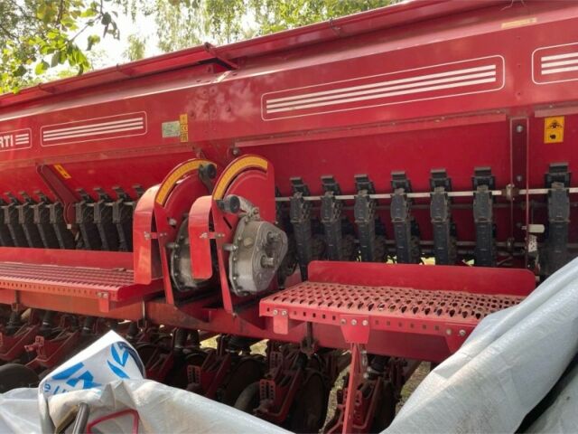 Другая Megane Scenic, объемом двигателя 0 л и пробегом 0 тыс. км за 20537 $, фото 6 на Automoto.ua