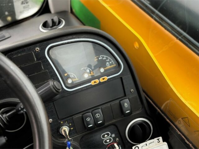 Другая Megane Scenic, объемом двигателя 12.58 л и пробегом 0 тыс. км за 57500 $, фото 18 на Automoto.ua