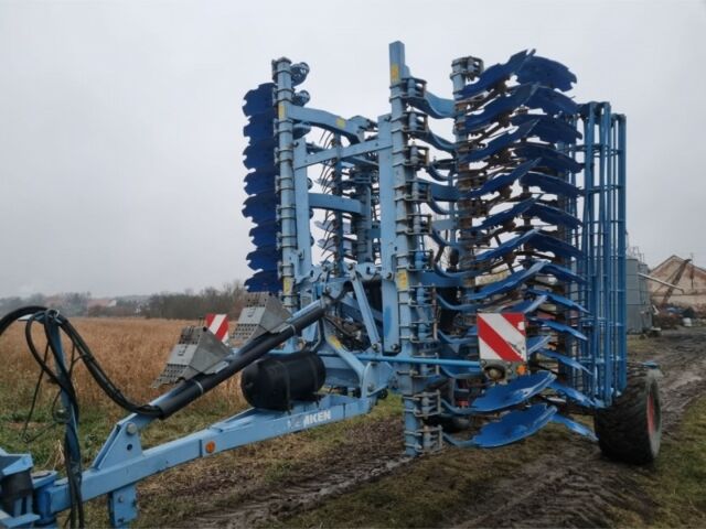 Другая Megane Scenic, объемом двигателя 0 л и пробегом 0 тыс. км за 48263 $, фото 13 на Automoto.ua