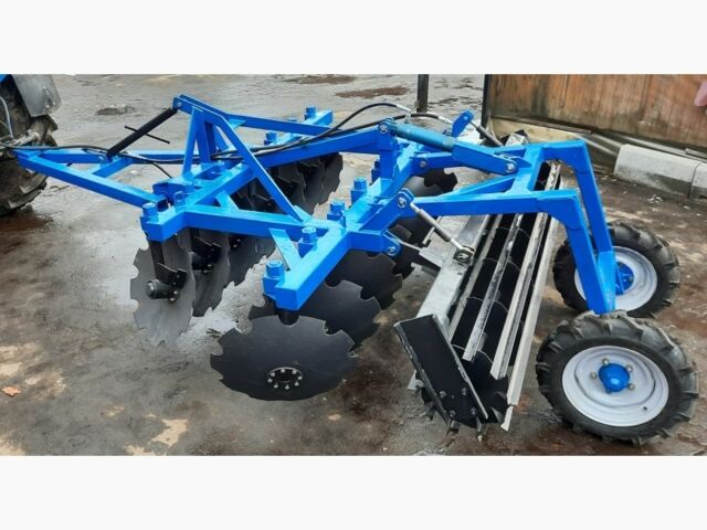 Другая Megane Scenic, объемом двигателя 14.86 л и пробегом 0 тыс. км за 3242 $, фото 3 на Automoto.ua