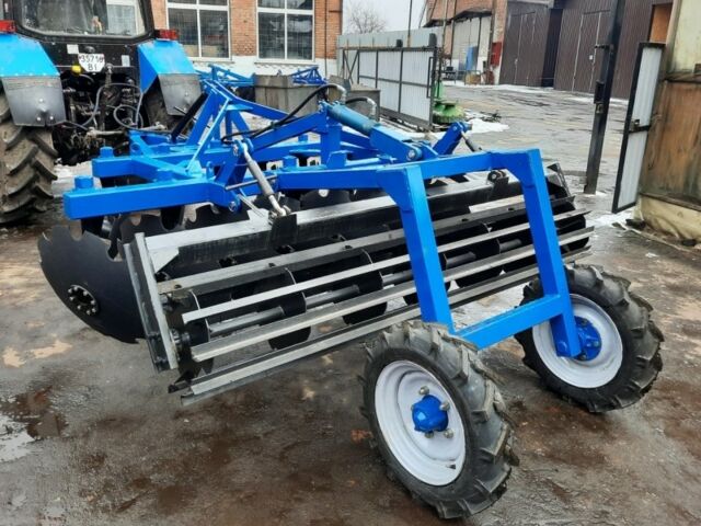 Другая Megane Scenic, объемом двигателя 14.86 л и пробегом 0 тыс. км за 3242 $, фото 2 на Automoto.ua