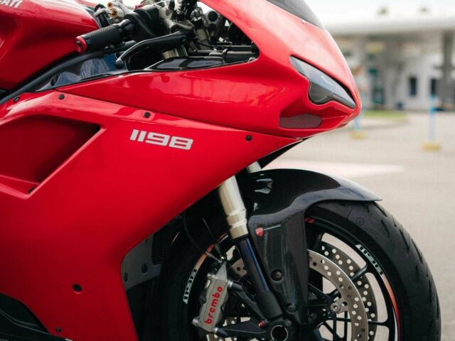 Дукати 1198, объемом двигателя 1.2 л и пробегом 0 тыс. км за 11500 $, фото 5 на Automoto.ua