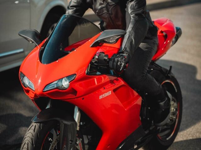 Дукати 1198, объемом двигателя 1.2 л и пробегом 0 тыс. км за 11500 $, фото 2 на Automoto.ua