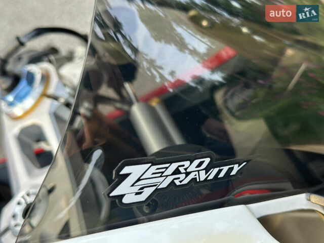 Красный Дукати 1199 Panigale S, объемом двигателя 1.2 л и пробегом 26 тыс. км за 26000 $, фото 12 на Automoto.ua