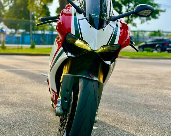 Красный Дукати 1199 Panigale S, объемом двигателя 1.2 л и пробегом 26 тыс. км за 26000 $, фото 5 на Automoto.ua