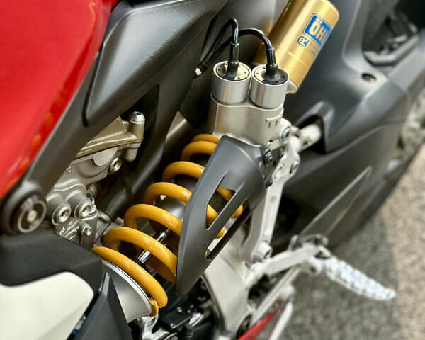 Красный Дукати 1199 Panigale S, объемом двигателя 1.2 л и пробегом 26 тыс. км за 26000 $, фото 16 на Automoto.ua