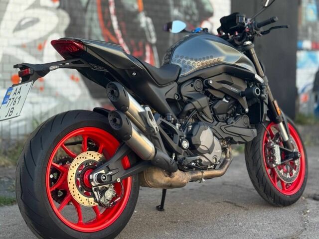 Дукати 6510, объемом двигателя 0.94 л и пробегом 0 тыс. км за 8900 $, фото 2 на Automoto.ua