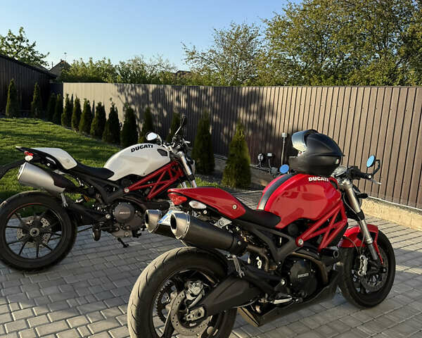 Красный Дукати 696, объемом двигателя 0.7 л и пробегом 20 тыс. км за 6300 $, фото 5 на Automoto.ua