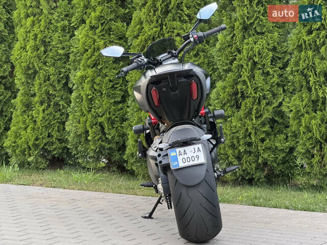Черный Дукати Диавел, объемом двигателя 1.26 л и пробегом 25 тыс. км за 20000 $, фото 3 на Automoto.ua