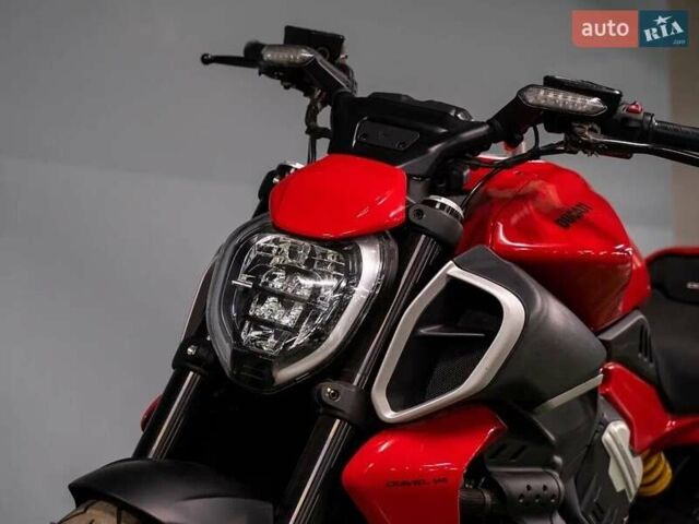 Красный Дукати Диавел, объемом двигателя 1.16 л и пробегом 1 тыс. км за 30500 $, фото 2 на Automoto.ua