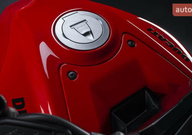 Красный Дукати Диавел, объемом двигателя 1.16 л и пробегом 1 тыс. км за 30500 $, фото 7 на Automoto.ua