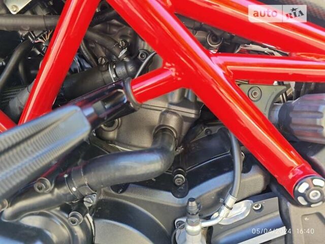 Красный Дукати Диавел, объемом двигателя 1.2 л и пробегом 34 тыс. км за 13900 $, фото 13 на Automoto.ua