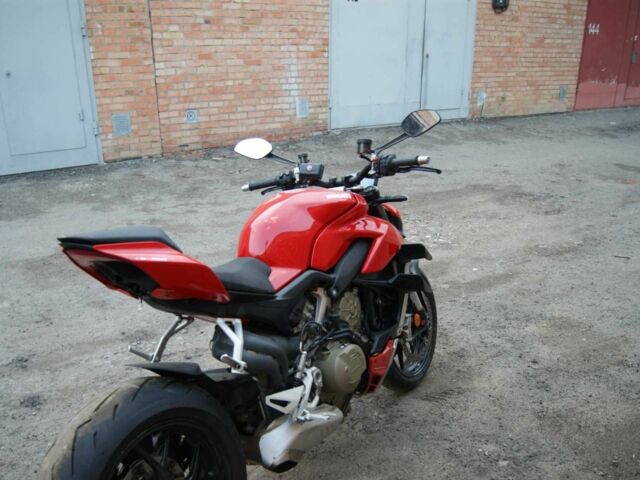 Дукати Другая, объемом двигателя 1.1 л и пробегом 0 тыс. км за 8400 $, фото 2 на Automoto.ua