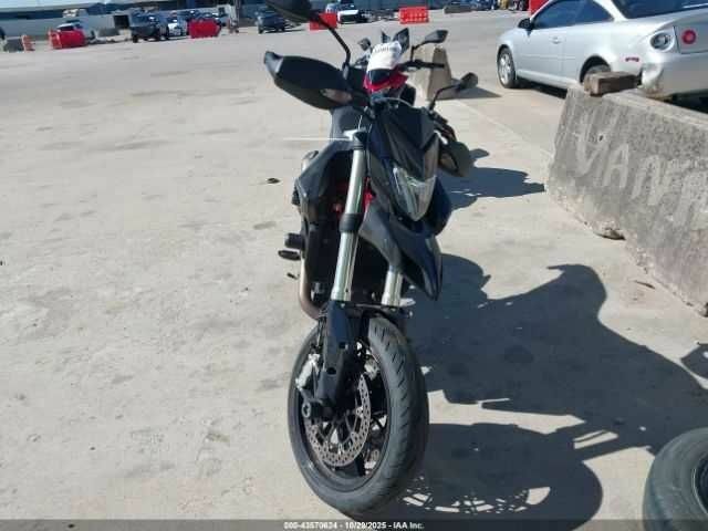 Дукати Гипермотард, объемом двигателя 0.82 л и пробегом 0 тыс. км за 4300 $, фото 4 на Automoto.ua