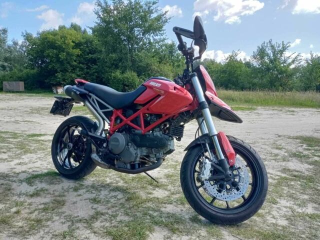 Дукати Гипермотард, объемом двигателя 0.8 л и пробегом 0 тыс. км за 5700 $, фото 3 на Automoto.ua