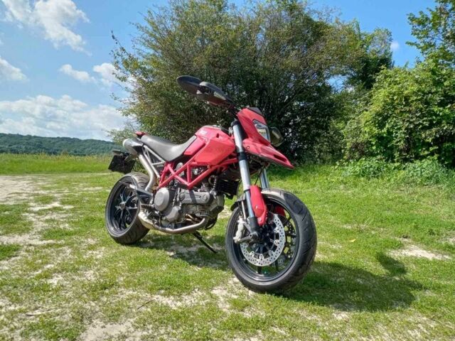 Дукати Гипермотард, объемом двигателя 0.8 л и пробегом 0 тыс. км за 5700 $, фото 8 на Automoto.ua