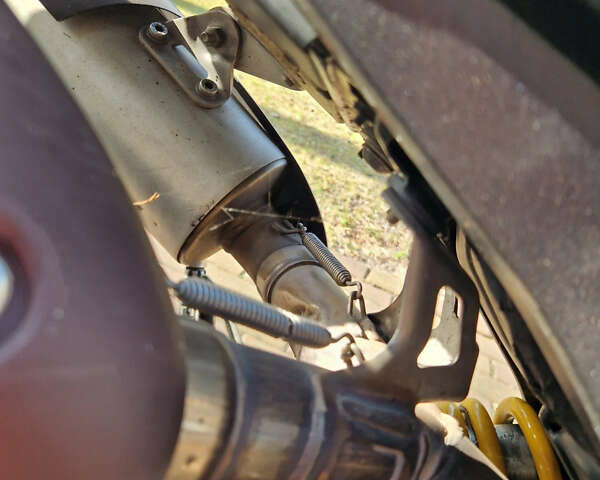 Белый Дукати Монстр, объемом двигателя 0.7 л и пробегом 26 тыс. км за 3200 $, фото 15 на Automoto.ua