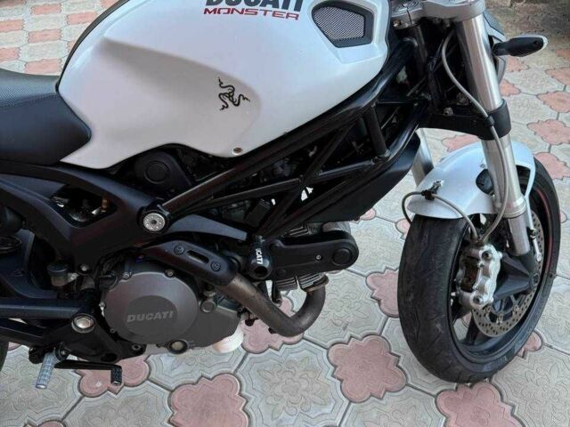 Дукати Монстр, объемом двигателя 0.8 л и пробегом 0 тыс. км за 5700 $, фото 5 на Automoto.ua